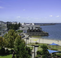 Luxury Suite Bunbury - Port Augusta Accommodation
