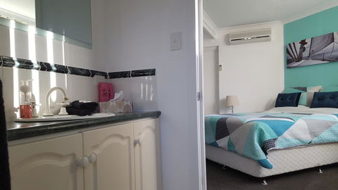 Palm Beach Bed & Breakfast - Port Augusta Accommodation 30
