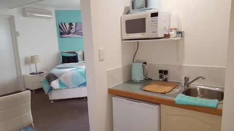 Palm Beach Bed & Breakfast - Port Augusta Accommodation 11