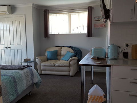 Palm Beach Bed & Breakfast - Port Augusta Accommodation 13