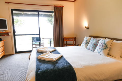 Karri Aura - Port Augusta Accommodation 7