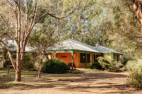Margaret River Holiday Cottages - Port Augusta Accommodation 8