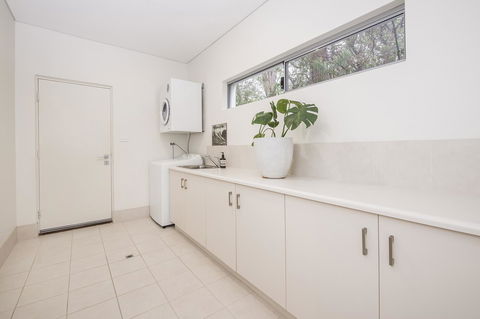 Calm Waters - Port Augusta Accommodation 27