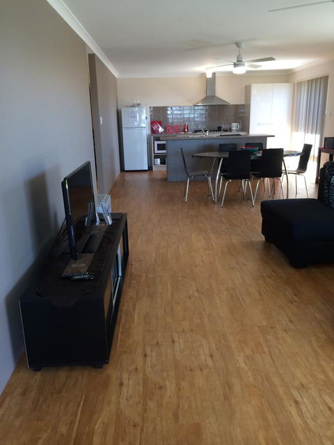 Portree On Sea - Kalbarri - Port Augusta Accommodation 3
