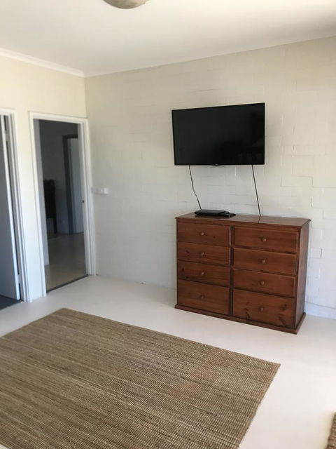 Surf Views - Port Augusta Accommodation 3