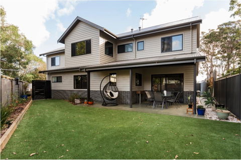 Starboard Drift - Captain & Crew - In Town Entire House For 8 - Port Augusta Accommodation 1