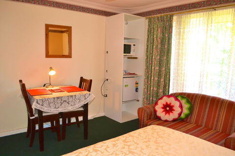 Palms Bed & Breakfast - Port Augusta Accommodation 14