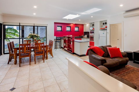 Downton Villa - Port Augusta Accommodation 11