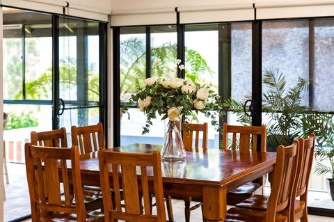 Downton Villa - Port Augusta Accommodation 2