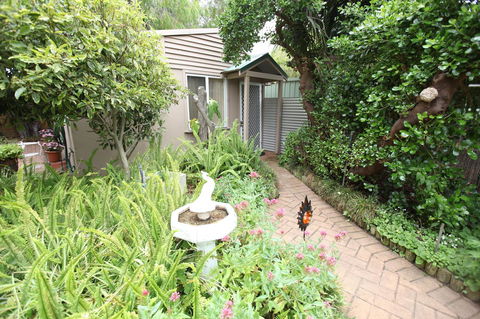 Jacaranda Guest House - Port Augusta Accommodation 29