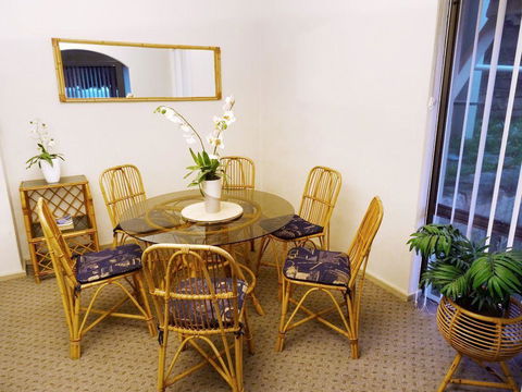 Scarborough & Absolutely Beachfront - Port Augusta Accommodation 5