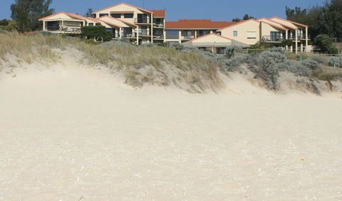 Scarborough & Absolutely Beachfront - Port Augusta Accommodation 0