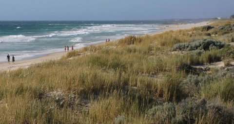 Scarborough & Absolutely Beachfront - Port Augusta Accommodation 2
