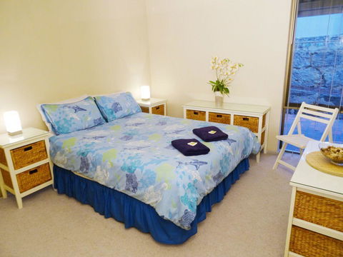 Scarborough & Absolutely Beachfront - Port Augusta Accommodation 13