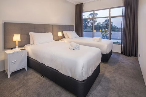 15 Cabot Close - Port Augusta Accommodation 9