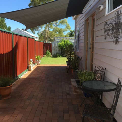 Bluebird Cottage - Port Augusta Accommodation 27