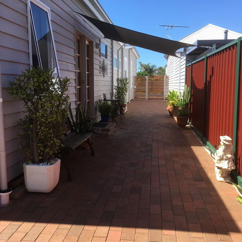 Bluebird Cottage - Port Augusta Accommodation 28