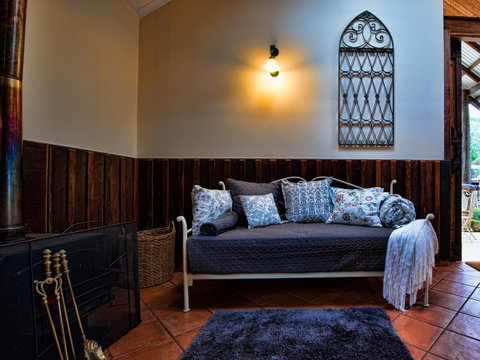 Oak Tree Barn Bridgetown - Port Augusta Accommodation 3