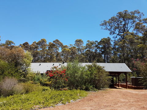 Jarrah Grove Forest Retreat - Port Augusta Accommodation 19