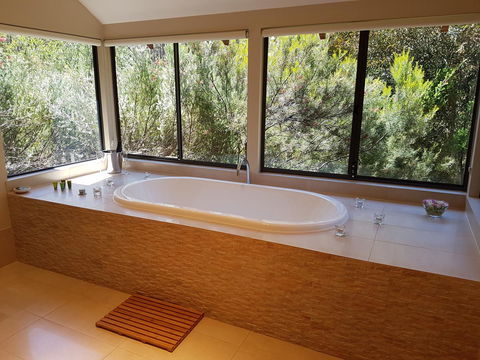 Jarrah Grove Forest Retreat - Port Augusta Accommodation 0