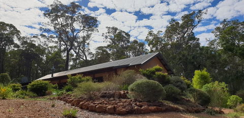Jarrah Grove Forest Retreat - Port Augusta Accommodation 17