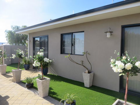 Yunderup Kannie Kottage - Port Augusta Accommodation 2