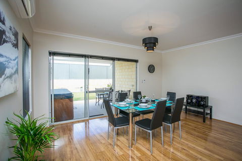 Indian Ocean Retreat - Port Augusta Accommodation 3