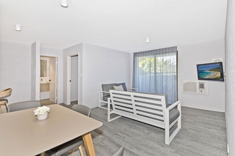 Atrium Hotel Mandurah - Port Augusta Accommodation 25