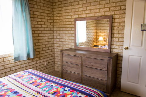 Baywatch Retreat Augusta - Port Augusta Accommodation 35