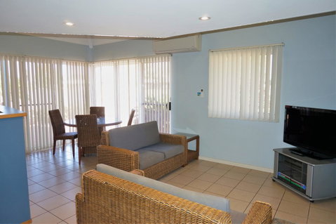 Osprey Holiday Village Unit 122 2 Bedroom - Port Augusta Accommodation 3