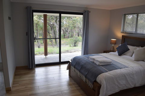 Eagle Bay House - Port Augusta Accommodation 26