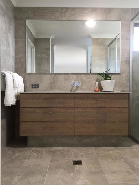 Eagle Bay House - Port Augusta Accommodation 23