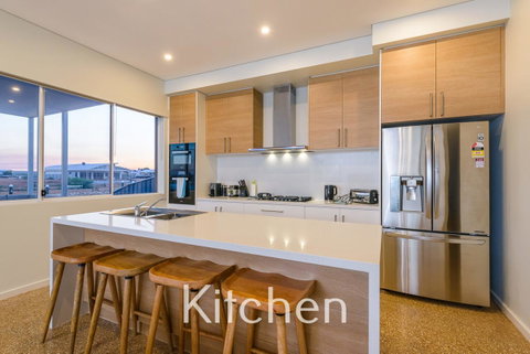 32 Corella Court - Port Augusta Accommodation 4