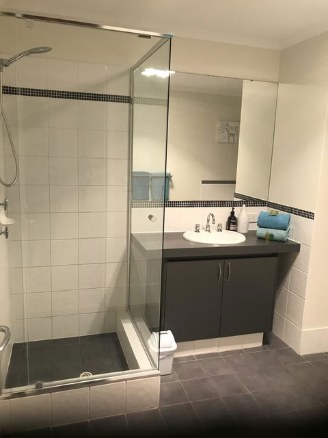THE SANCTUARY LUXURY HOLIDAY HOME - Port Augusta Accommodation 7