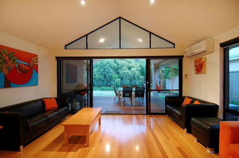 THE SANCTUARY LUXURY HOLIDAY HOME - Port Augusta Accommodation 16