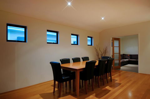 THE SANCTUARY LUXURY HOLIDAY HOME - Port Augusta Accommodation 20