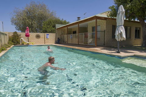 Lancelin Lodge - Port Augusta Accommodation 24
