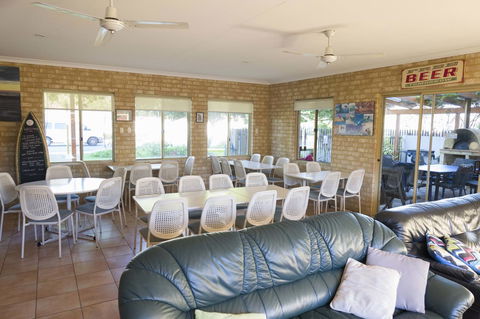 Lancelin Lodge - Port Augusta Accommodation 21