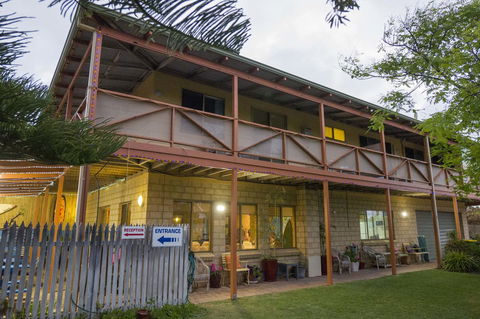 Lancelin Lodge - Port Augusta Accommodation 0
