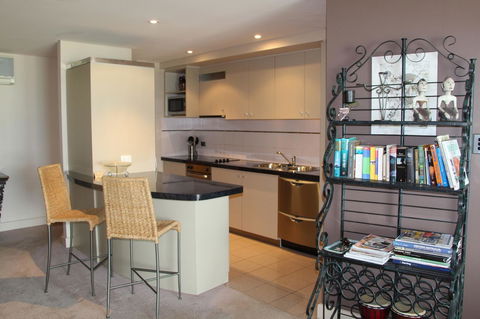 Scarborough - Oceanview 2 Bed, 2 Bathroom Apartment - Port Augusta Accommodation 11