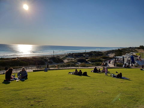 Scarborough - Oceanview 2 Bed, 2 Bathroom Apartment - Port Augusta Accommodation 5