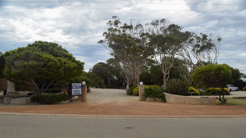 Hopetoun Motel & Chalet Village - Port Augusta Accommodation 12