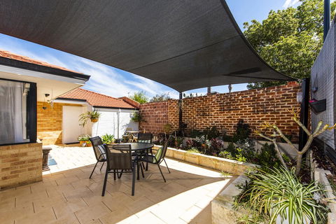 Scarborough Villa On Duke - Port Augusta Accommodation 7