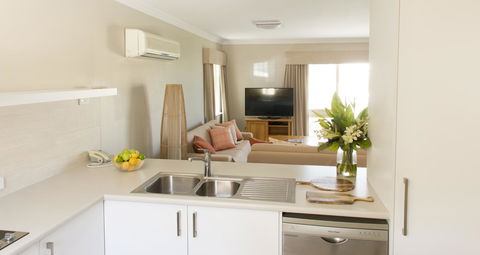 The Marina Hotel - Mindarie - Port Augusta Accommodation 24