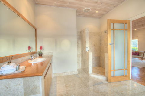 Moana Spa Villas - Prime Yallingup Location - Port Augusta Accommodation 30