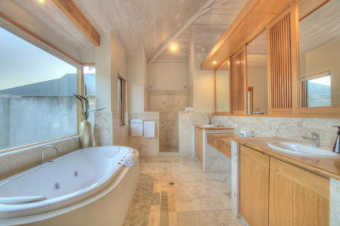 Moana Spa Villas - Prime Yallingup Location - Port Augusta Accommodation 23