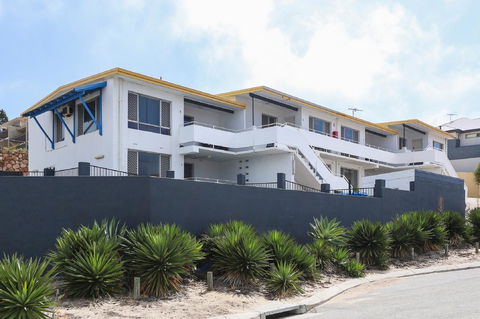Scarborough Apartments - Port Augusta Accommodation 0