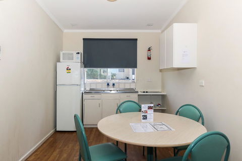 Scarborough Apartments - Port Augusta Accommodation 1