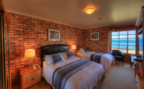 Stanley Village Waterfront Accommodation - Port Augusta Accommodation 22