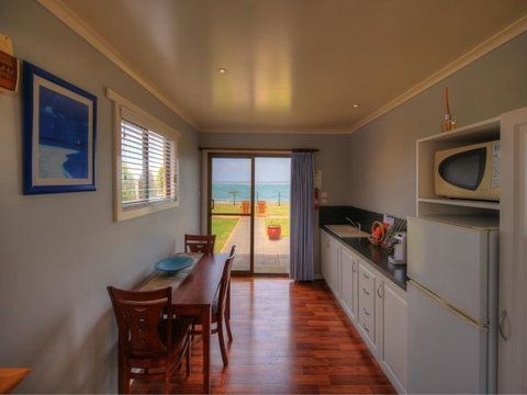 Stanley Village Waterfront Accommodation - Port Augusta Accommodation 14